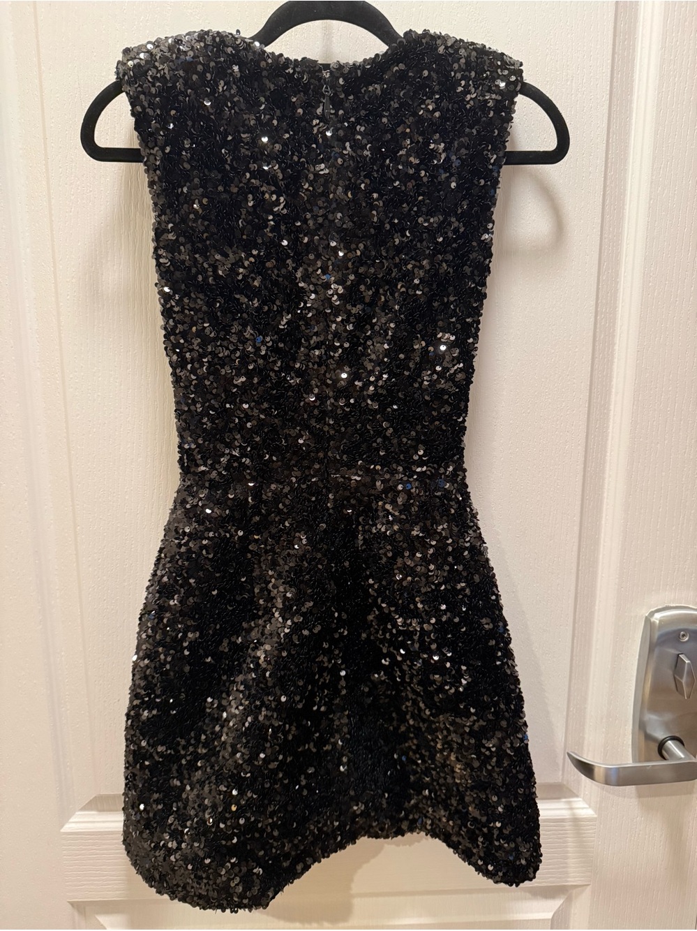 Helsi Jodi Plunging Neckline Padded Shoulder Sequin Mini Dress Black Size XS NWT - Picture 5 of 7